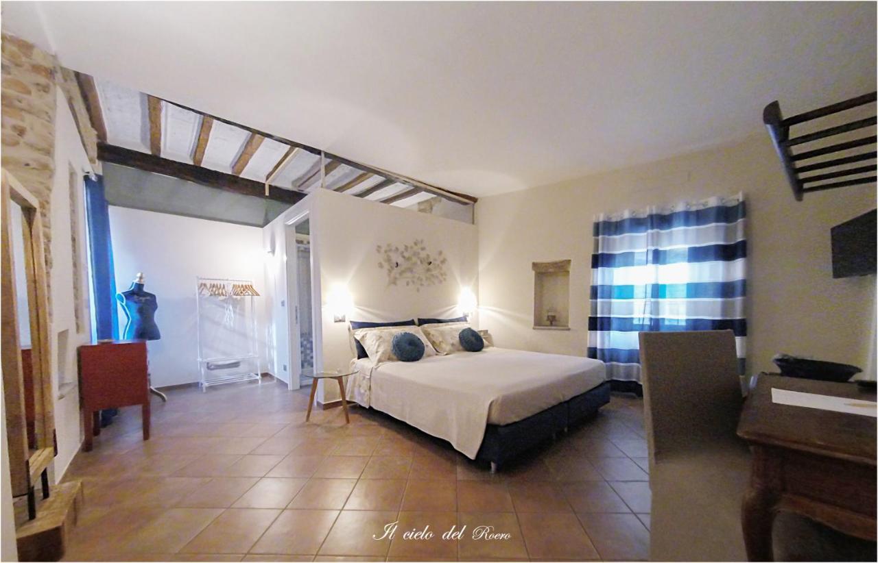 Il Giardino Sul Tetto B&B Guarene Стая снимка