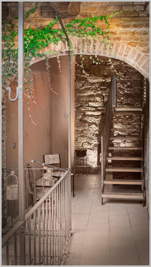 Il Giardino Sul Tetto B&B Guarene Екстериор снимка