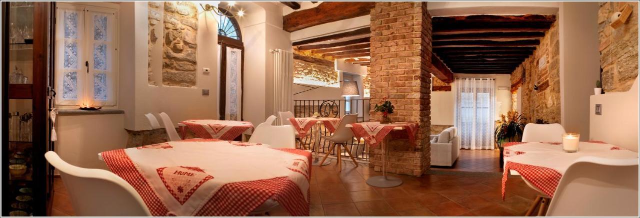 Il Giardino Sul Tetto B&B Guarene Екстериор снимка