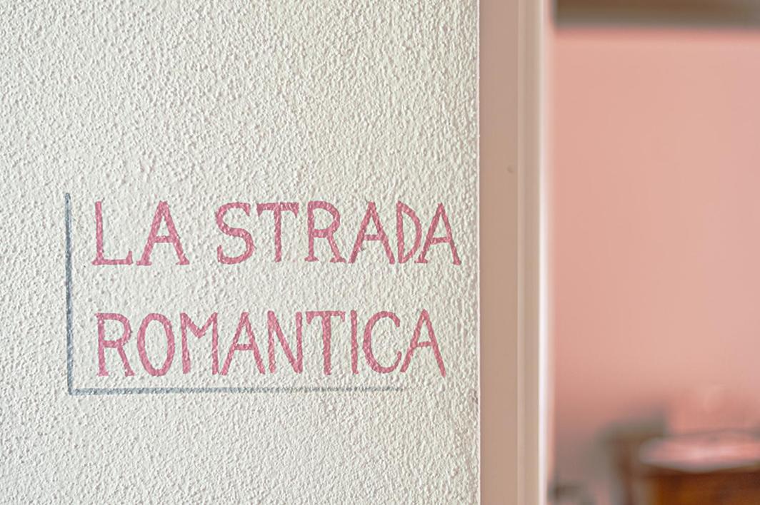 Il Giardino Sul Tetto B&B Guarene Екстериор снимка