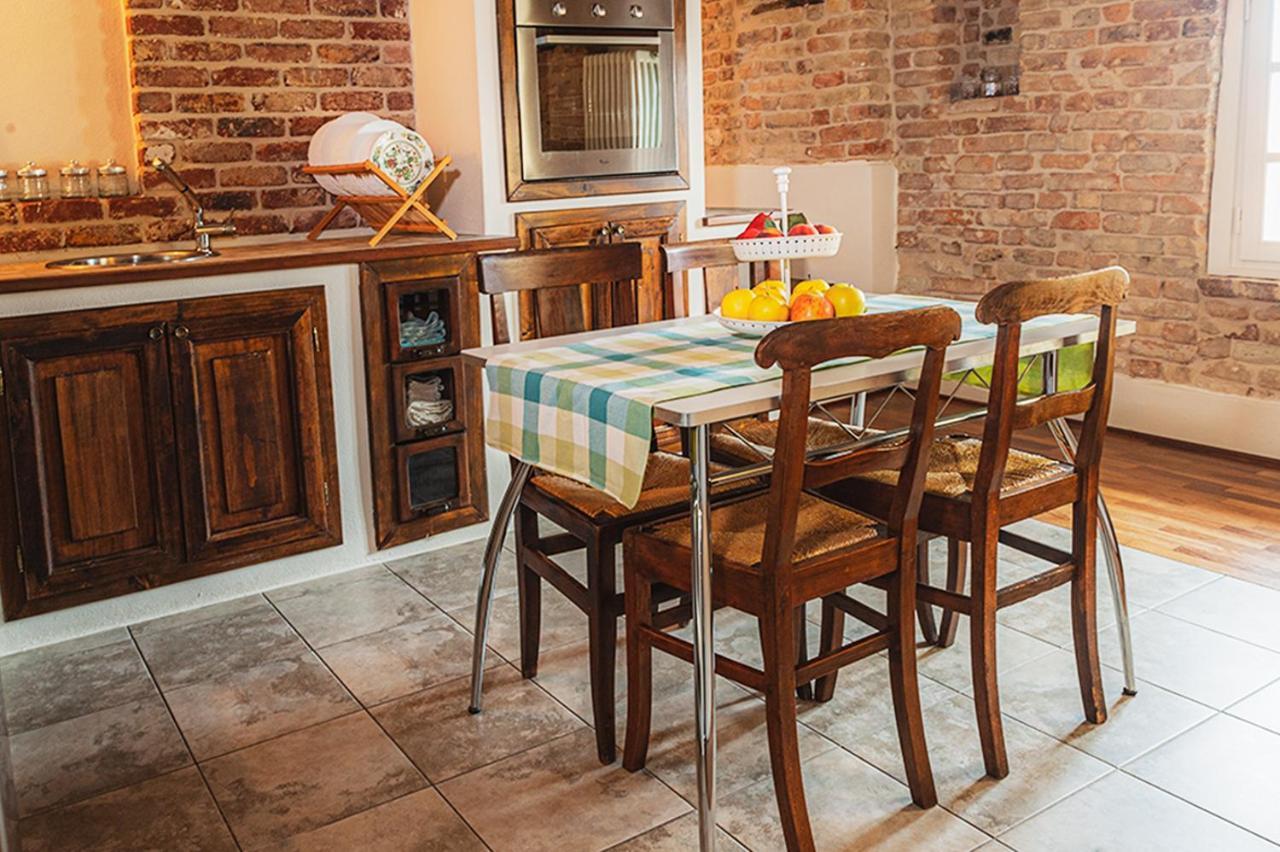 Il Giardino Sul Tetto B&B Guarene Екстериор снимка